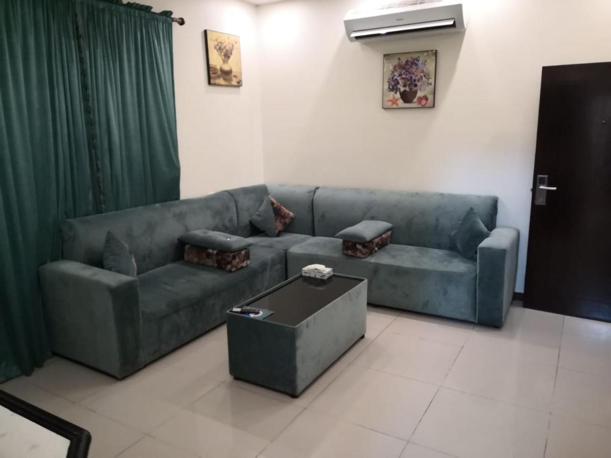 Rekaz Aparthotel Мека Екстериор снимка