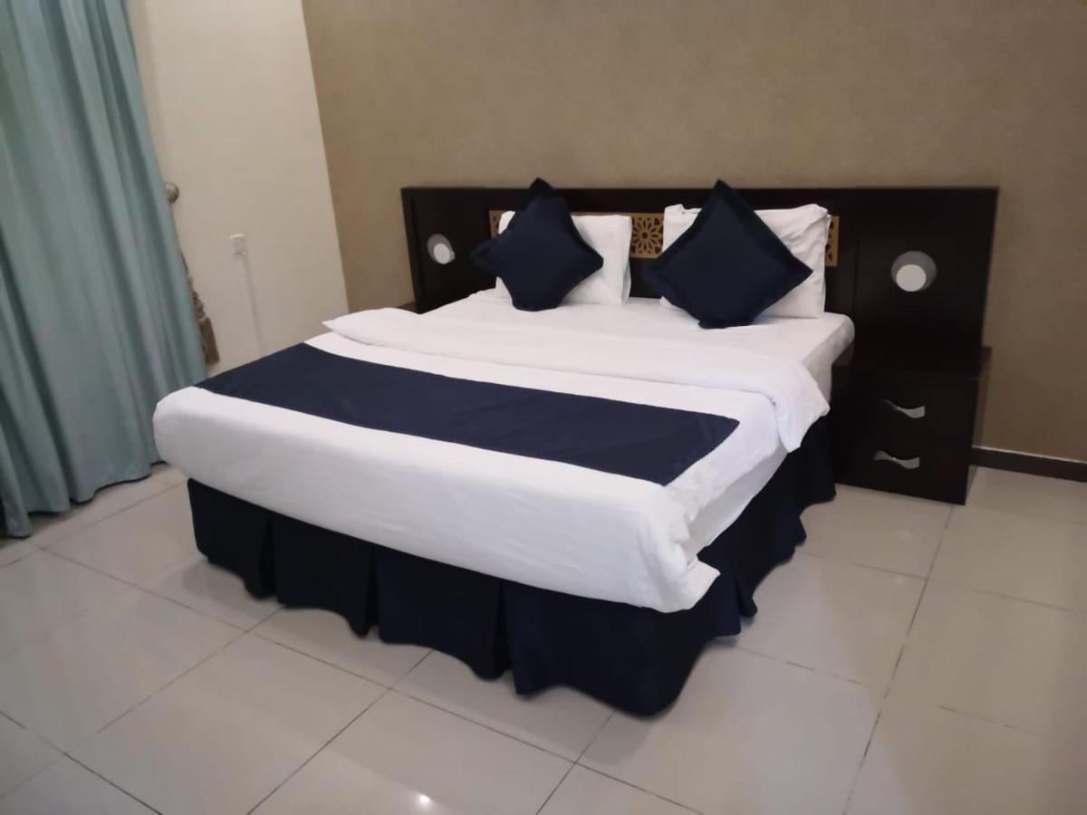 Rekaz Aparthotel Мека Екстериор снимка