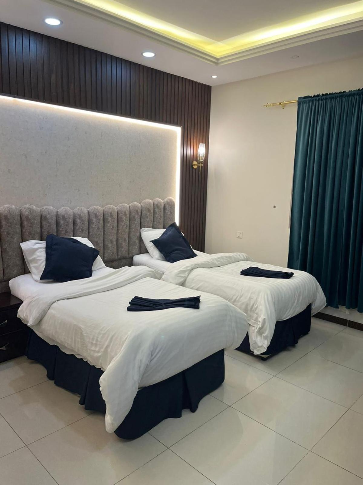 Rekaz Aparthotel Мека Екстериор снимка