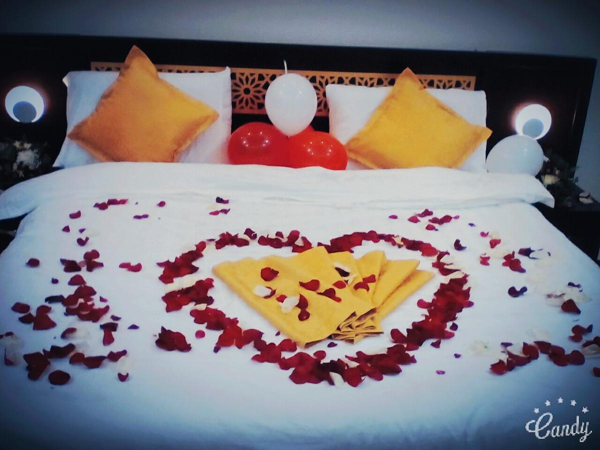 Rekaz Aparthotel Мека Екстериор снимка