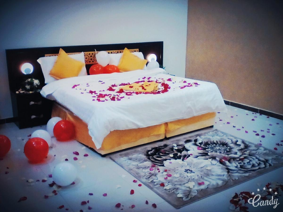 Rekaz Aparthotel Мека Екстериор снимка